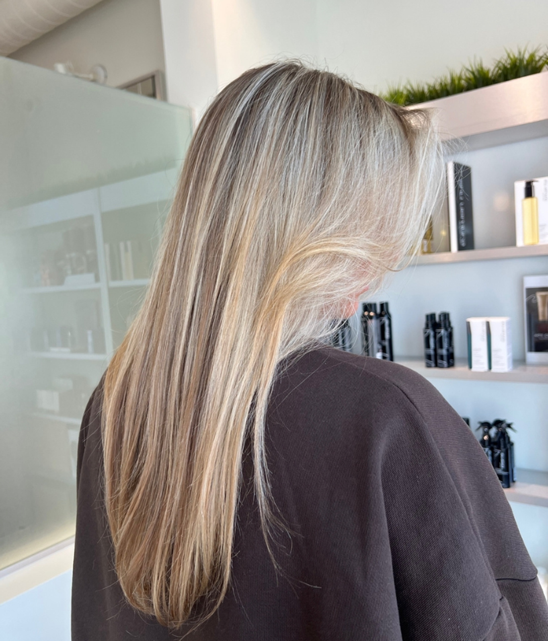 Salon Bisoux Haircolor