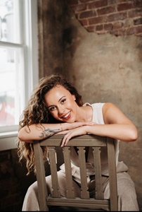 bailey lavender headshot thumbnail